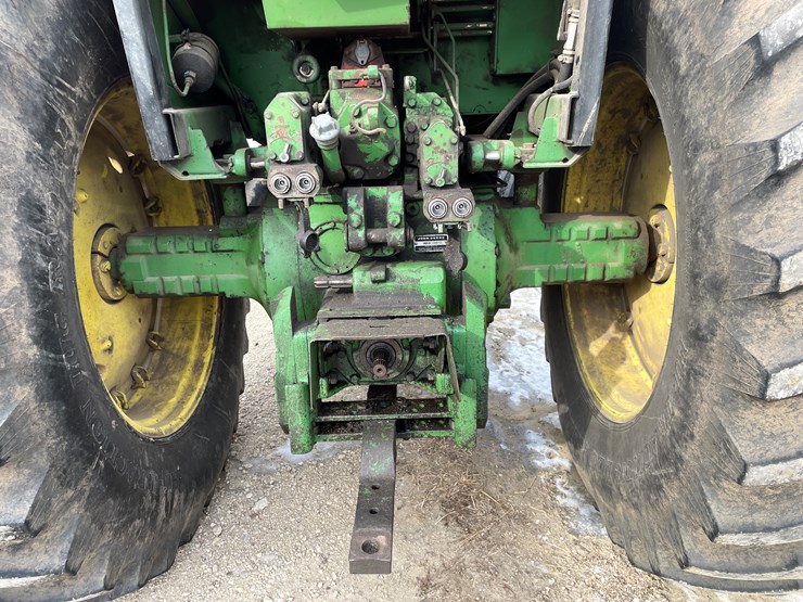john-deere-4440-image-27