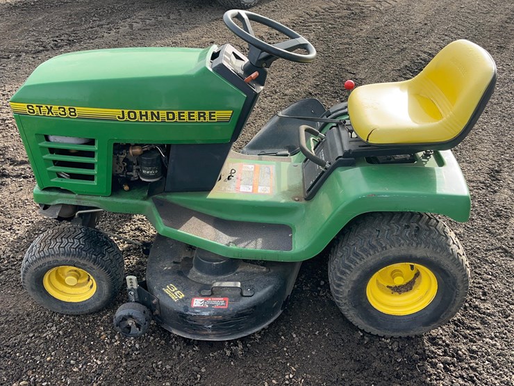 john-deere-la-image-4