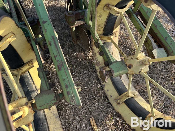 john-deere-24-image-20