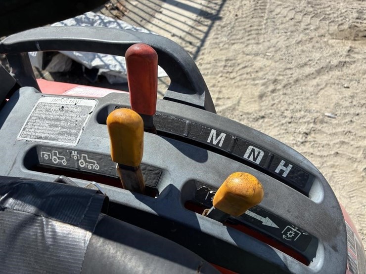 2018-kubota-b26-image-19