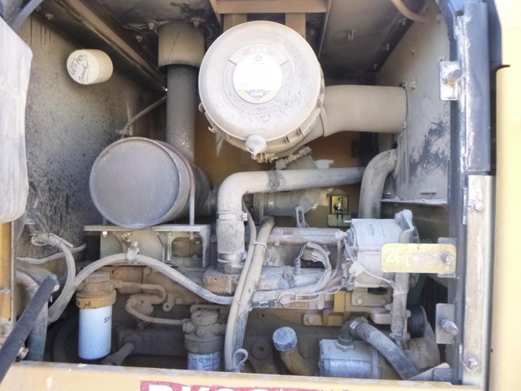 2005-deere-624j-image-29