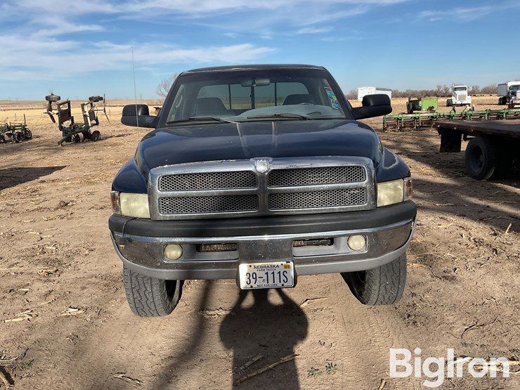 2001-dodge-ram-2500-image-2