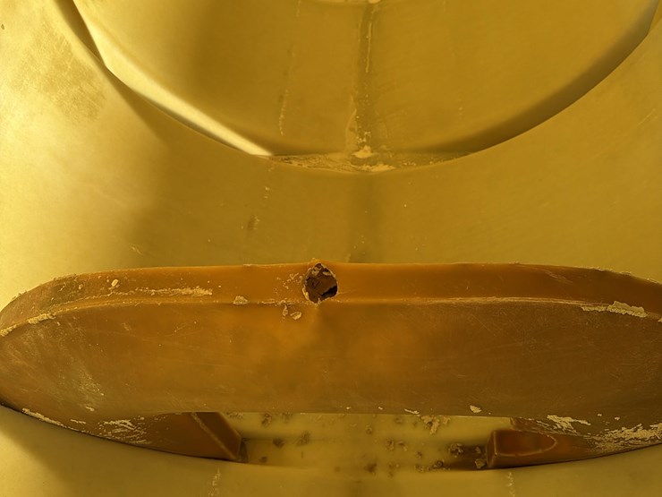 1050-gallon-t/a-nurse-tank-trailer-image-9