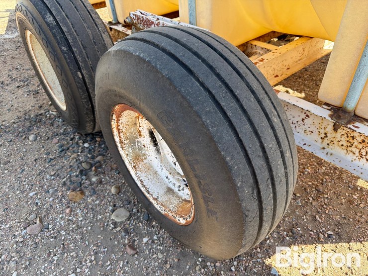 1000-gal-t/a-nurse-tank-trailer-image-15