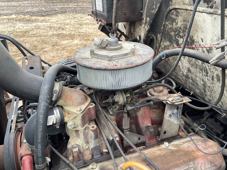 #113-•-1982-international-1754-single-axle-grain-truck-(has-wi-title)-image-40