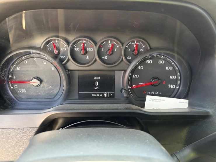 2020-chevrolet-1500-image-13