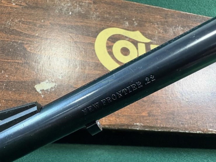colt-new-frontier-22cal-revolver-image-11