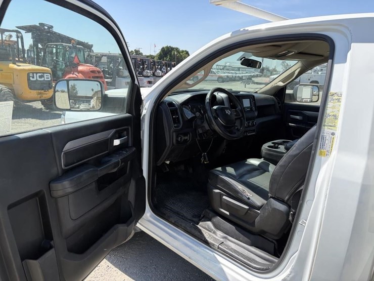 2019-ram-2500-hd-image-10