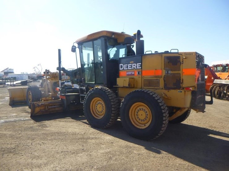 2008-deere-772d-image-4