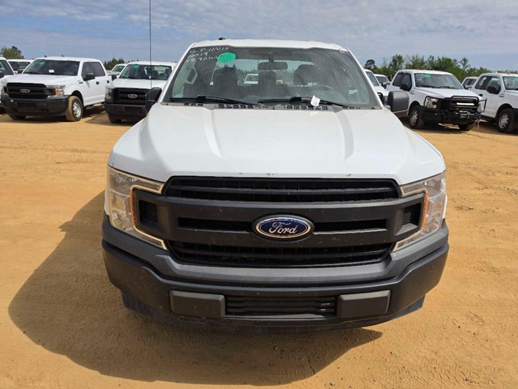2019-ford-f150-xl-image-5
