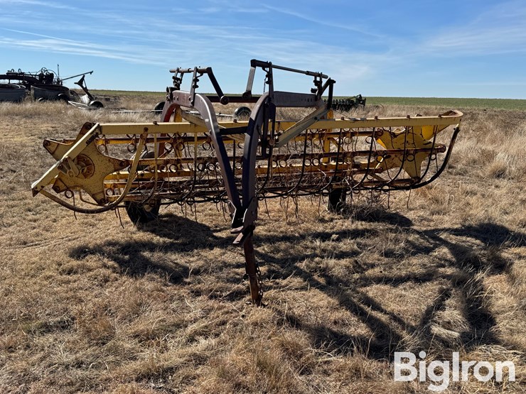 new-holland-56-image-2