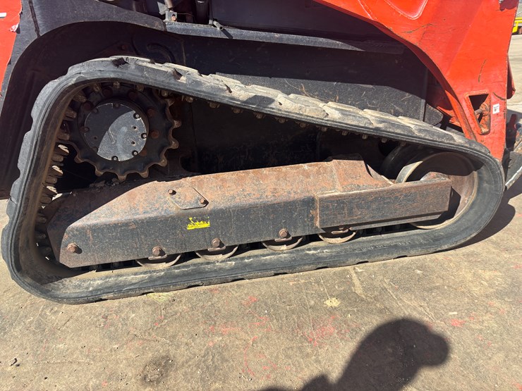 kubota-svl75-image-38