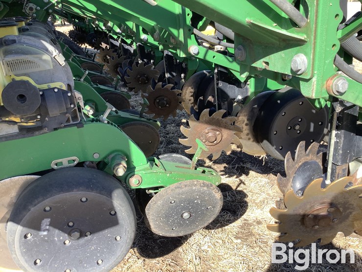 2014-john-deere-1790-ccs-image-12