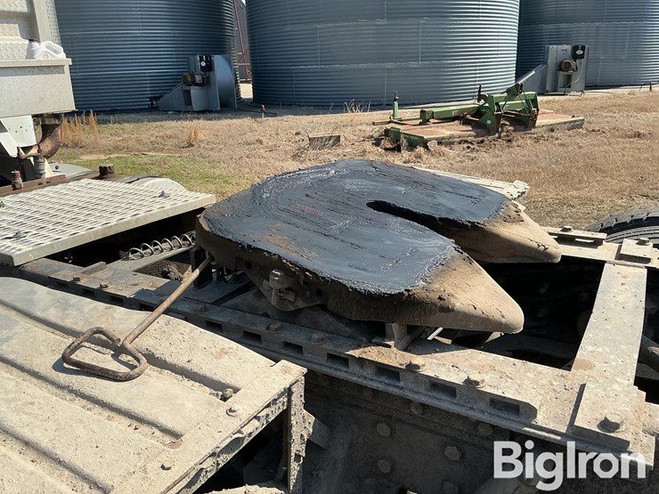 1997-peterbilt-385-image-9