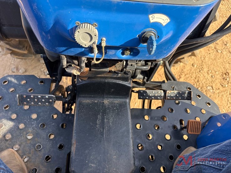 new-holland-workmaster-50-image-22