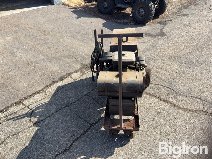 lincoln-weldanpower-225g7-welder-generator-image-2