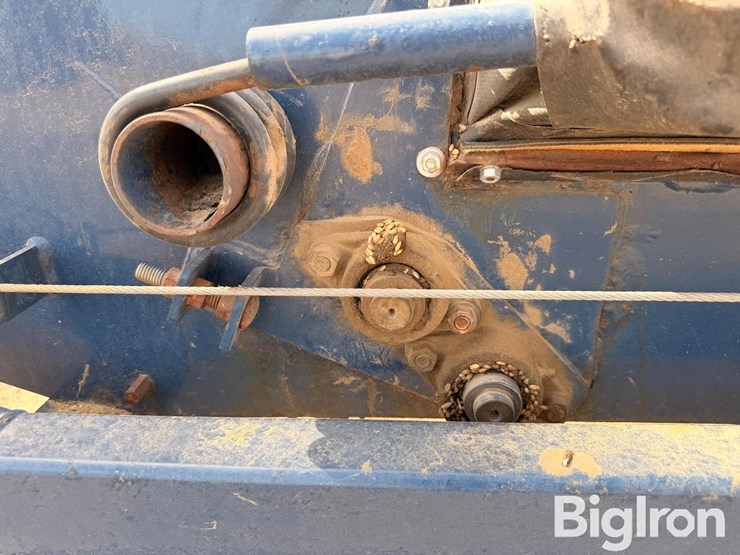 meridian-harvest-fc1545-walking-grain-conveyor-image-13