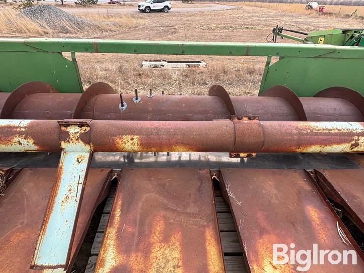 john-deere-24-image-18