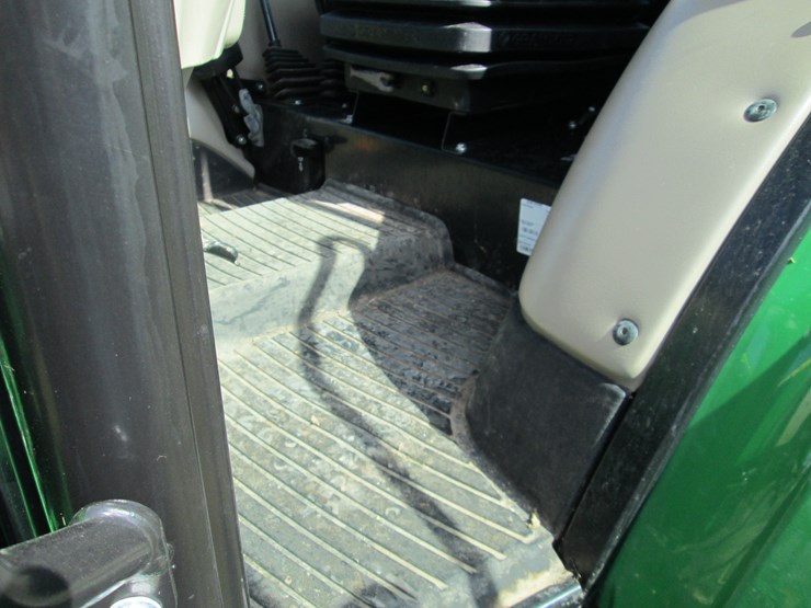 john-deere-5075e-image-36