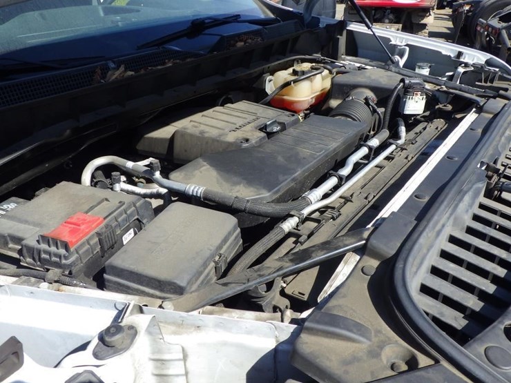 2022-chevrolet-1500-image-9