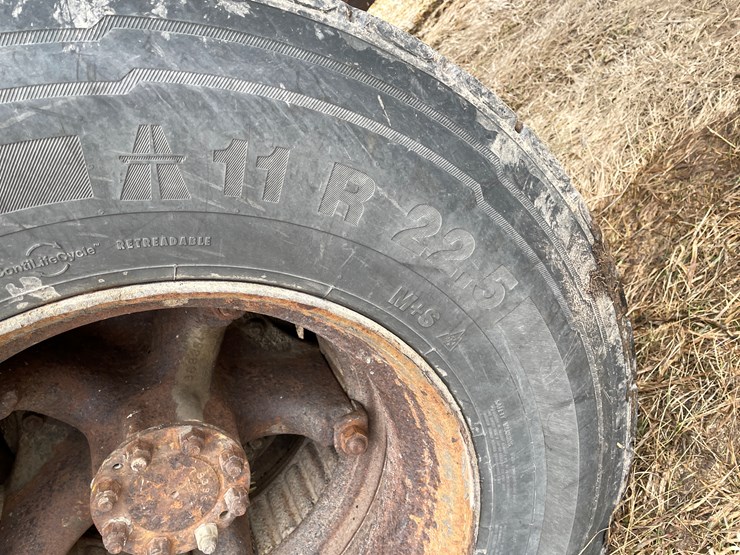 #113-•-1982-international-1754-single-axle-grain-truck-(has-wi-title)-image-71