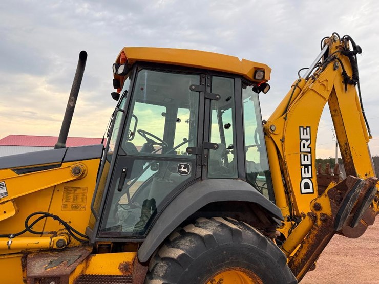 john-deere-410-image-15