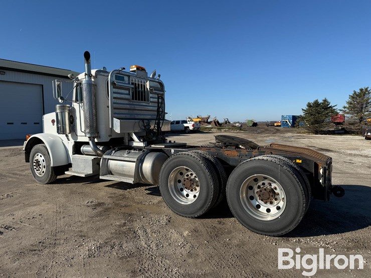 1997-peterbilt-378-image-7