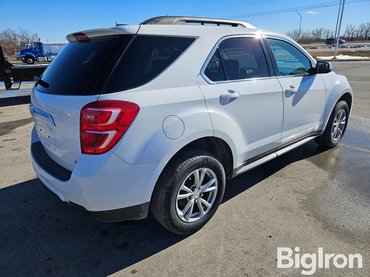 2017-chevrolet-equinox-lt-image-5