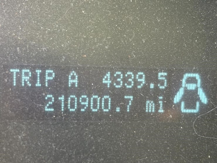 2011-ford-f150-xl-image-13