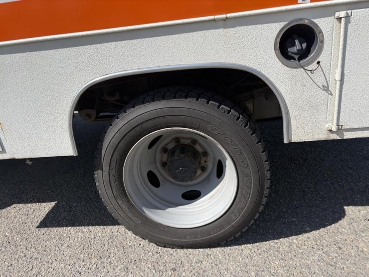 2002-ford-f450-image-5