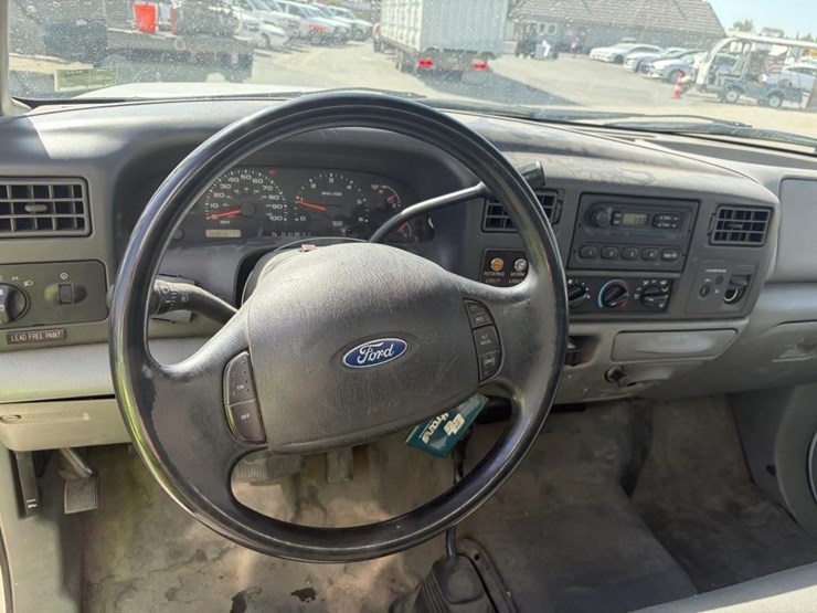 2002-ford-f450-image-13