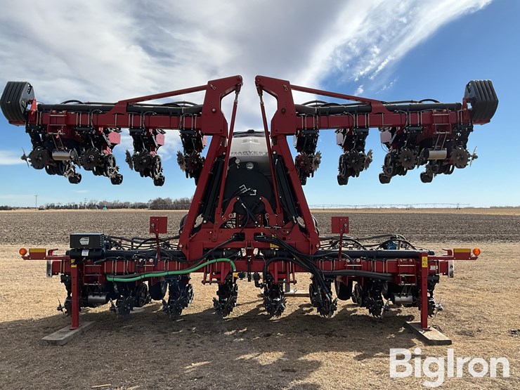 international-70-image-2