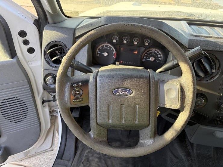 2015-ford-f350-image-13