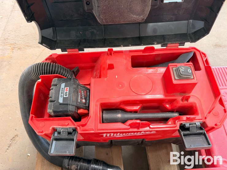milwaukee-tools-&-batteries-image-7