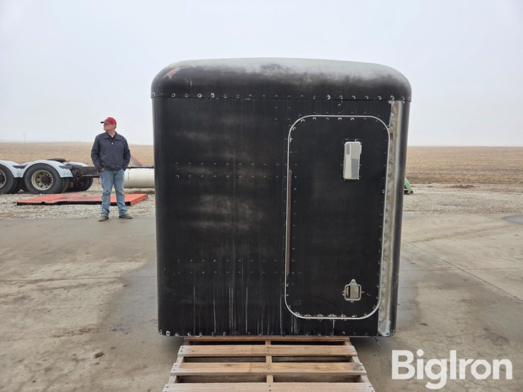 peterbilt-379-image-8