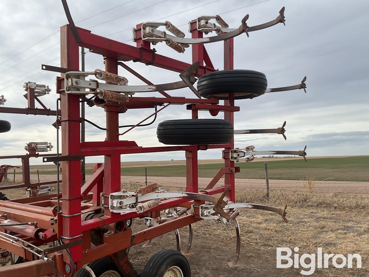 wil-rich-4400-image-15