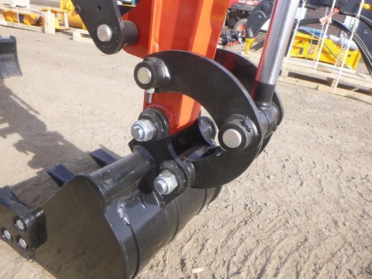 2025-tpm-20khydraulic-excavator-image-11