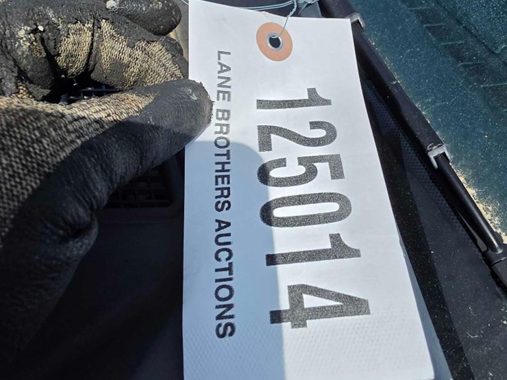 2018-ford-f150-xl-image-17