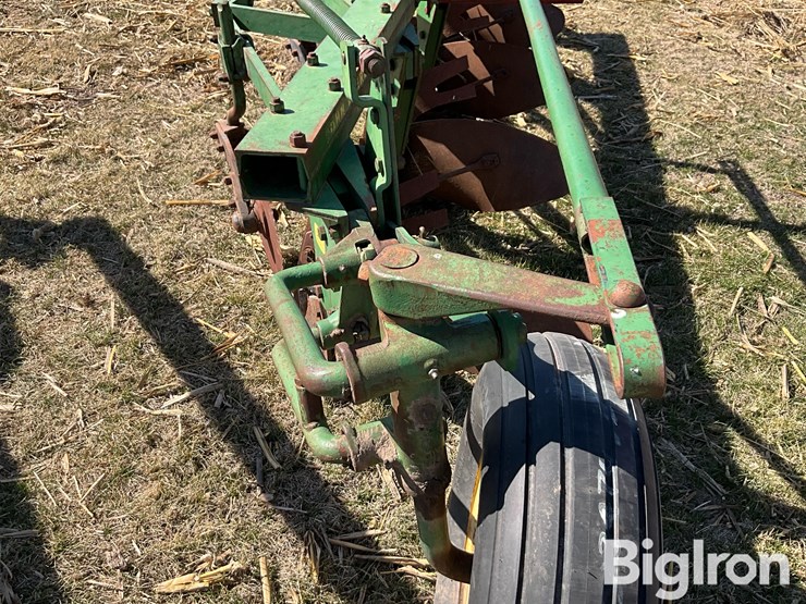 john-deere-5-image-17