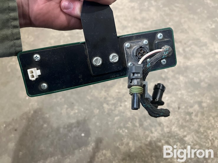 precision-planting-20/20-row-flow-image-14