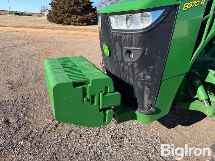 2020-john-deere-8370r-image-9
