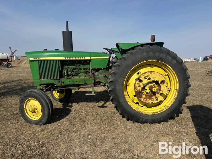 john-deere-2630-image-8