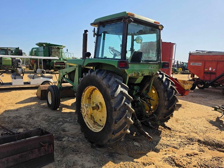 john-deere-4430-image-2