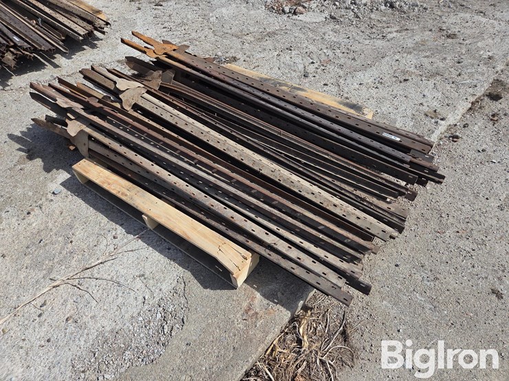 steel-t-posts-image-3