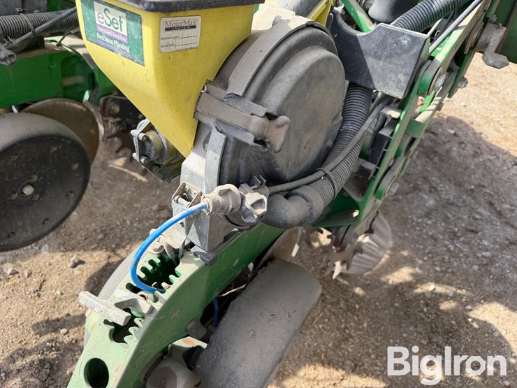 john-deere-1770-image-19