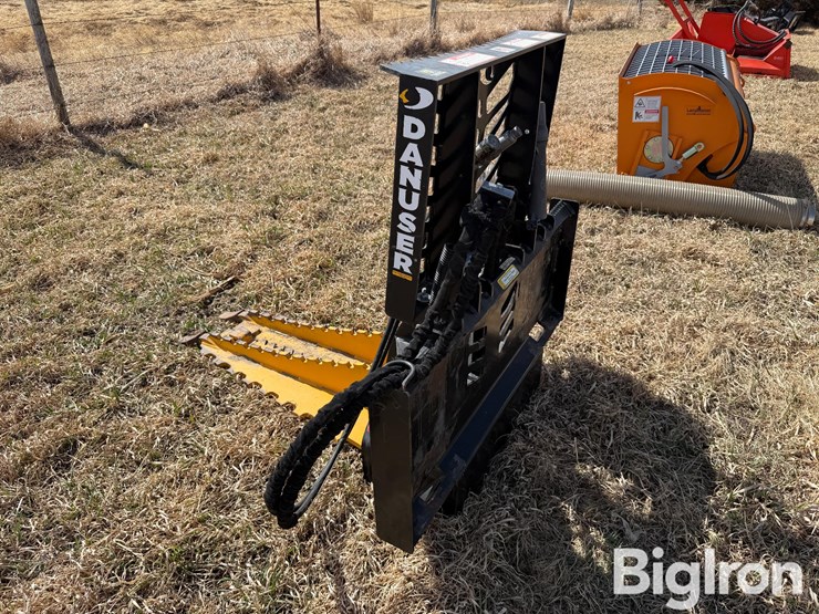 2022-danuser-intimidator-tree-puller-image-7