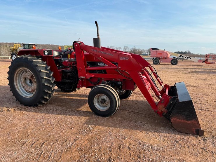 1985-case-ih-2250-image-3