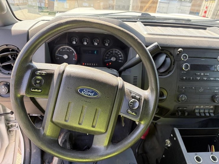 2015-ford-f550-sd-image-13