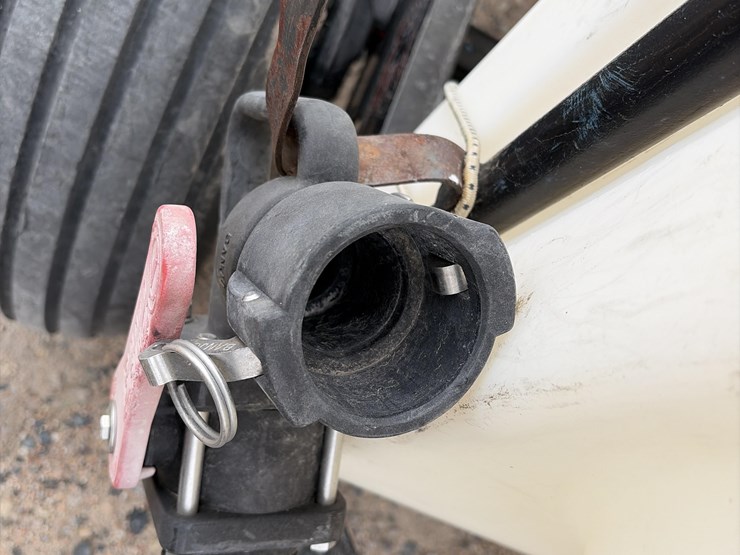 750-gallon-t/a-nurse-tank-trailer-image-17