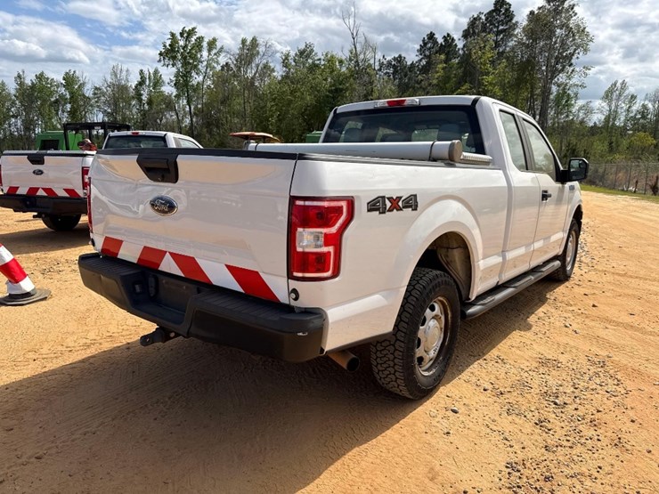 2018-ford-f150-xl-image-4